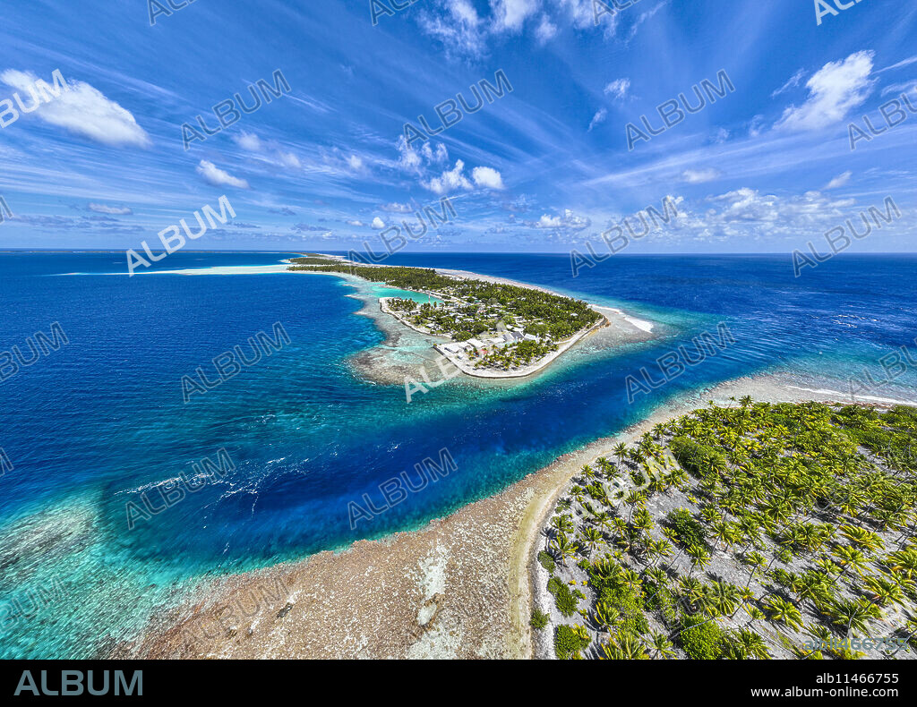 Hikueru, Tuamotu archipelago, French Polynesia, South Pacific, Pacific.
