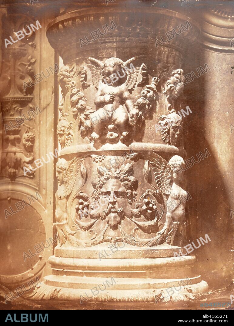 Parte inferior de una columna adosada con relieves de amorcillo, esfinges y sátiro, renacimiento italiano.