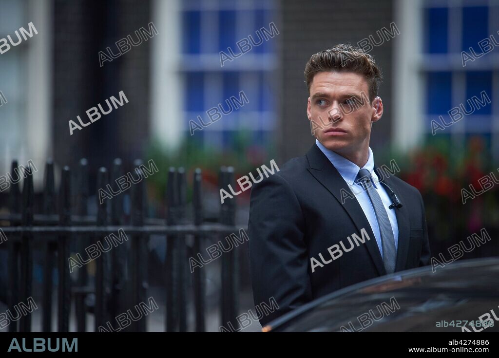 RICHARD MADDEN en BODYGUARD, 2018, dirigida por JED MERCURIO. Copyright WORLD PRODUCTIONS.