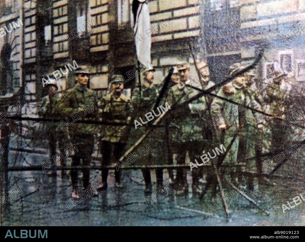 heinrich Himmler leads a group of nazi members during the Beer Hall Putsch, Munich, Germany 1923.