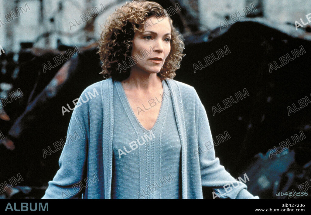 AMY IRVING in RAGE: THE RAGE: CARRIE 2, 1999 (THE RAGE: CARRIE 2), directed by KATT SHEA. Copyright UNITED ARITSTS / FARMER, JON.