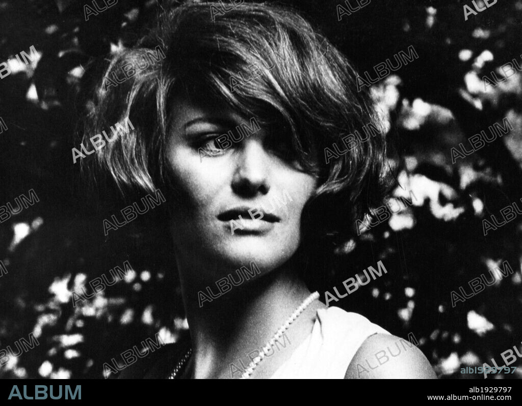 CLAUDIA CARDINALE in TIME OF INDIFFERENCE, 1964 (GLI INDIFFERENTI), directed by FRANCESCO MASELLI. Copyright LUX FILM.