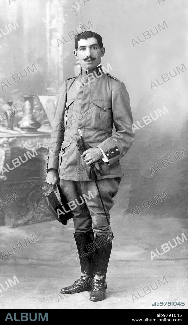 June 1913. The first lieutenant of Artillery, D. Eduardo Alfranca Fairen, who died gloriously in the taking of Lauzien. Photo: J. Gálvez.