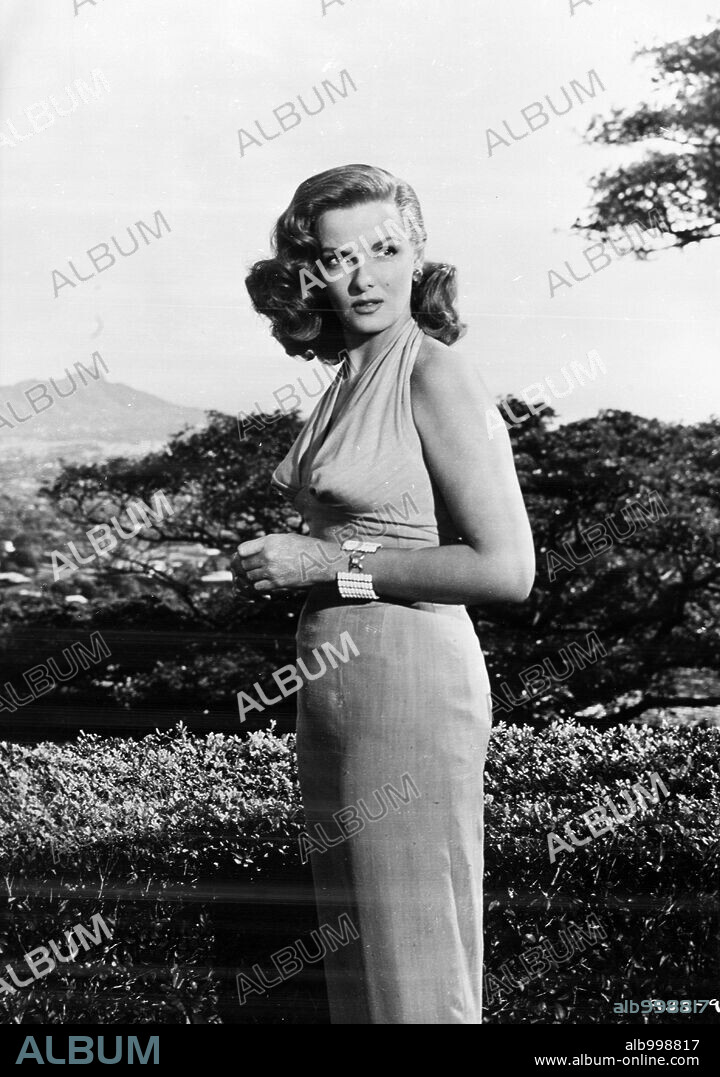 JANE RUSSELL en THE REVOLT OF MAMIE STOVER, 1956, dirigida por RAOUL WALSH. Copyright 20TH CENTURY FOX.