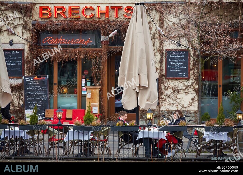 Restaurant Brechts, Schiffbauerdamm, Spree river, Berlin, Germany.
