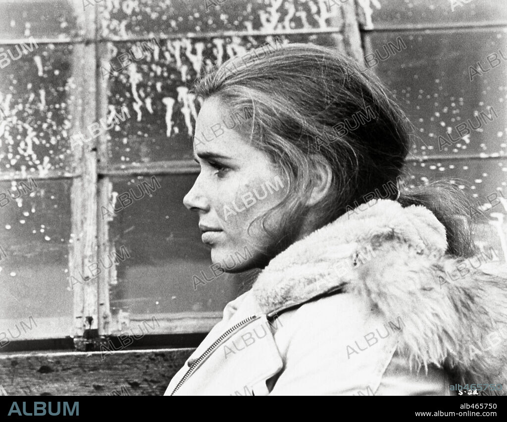LIV ULLMANN in THE SHAME, 1968 (SKAMMEN), directed by INGMAR BERGMAN. Copyright CINEMATOGRAPH AB.