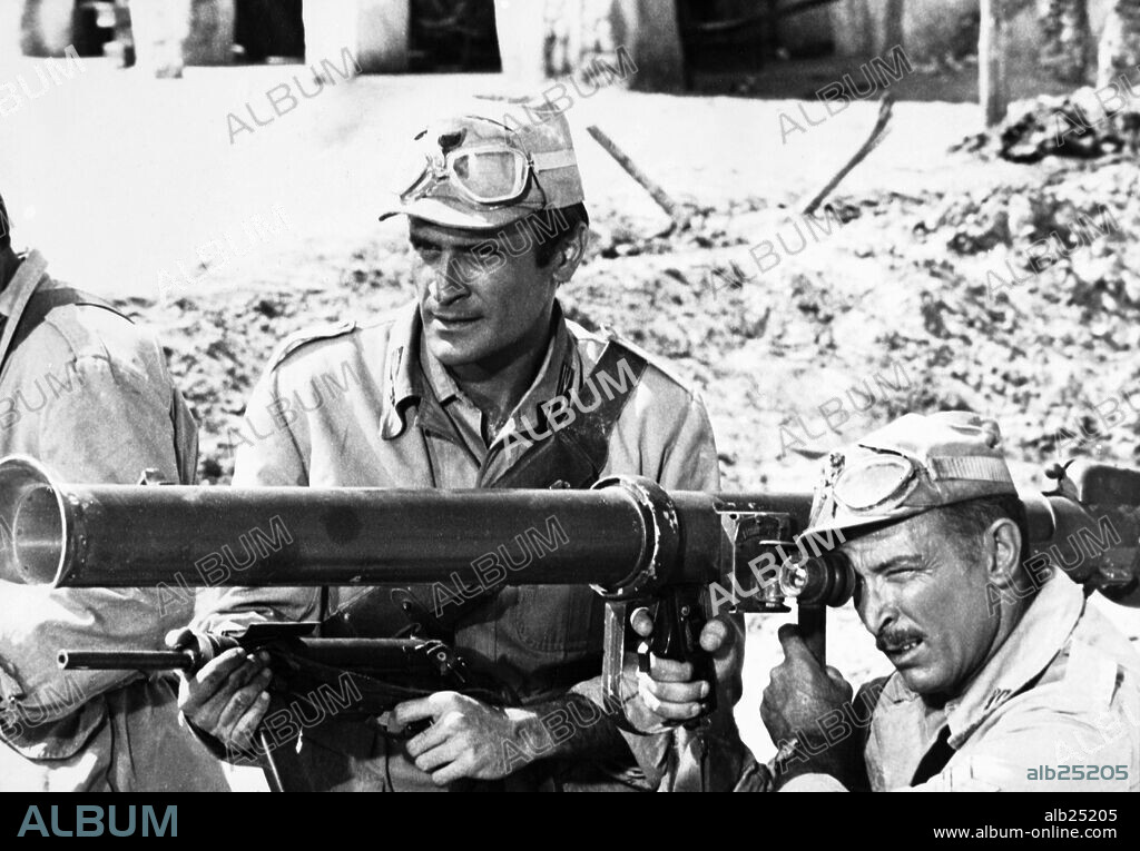 LEE VAN CLEEF in COMMANDOS, 1968, directed by ARMANDO CRISPINO. Copyright CENTRAL CINEMA COMPANY FILM.