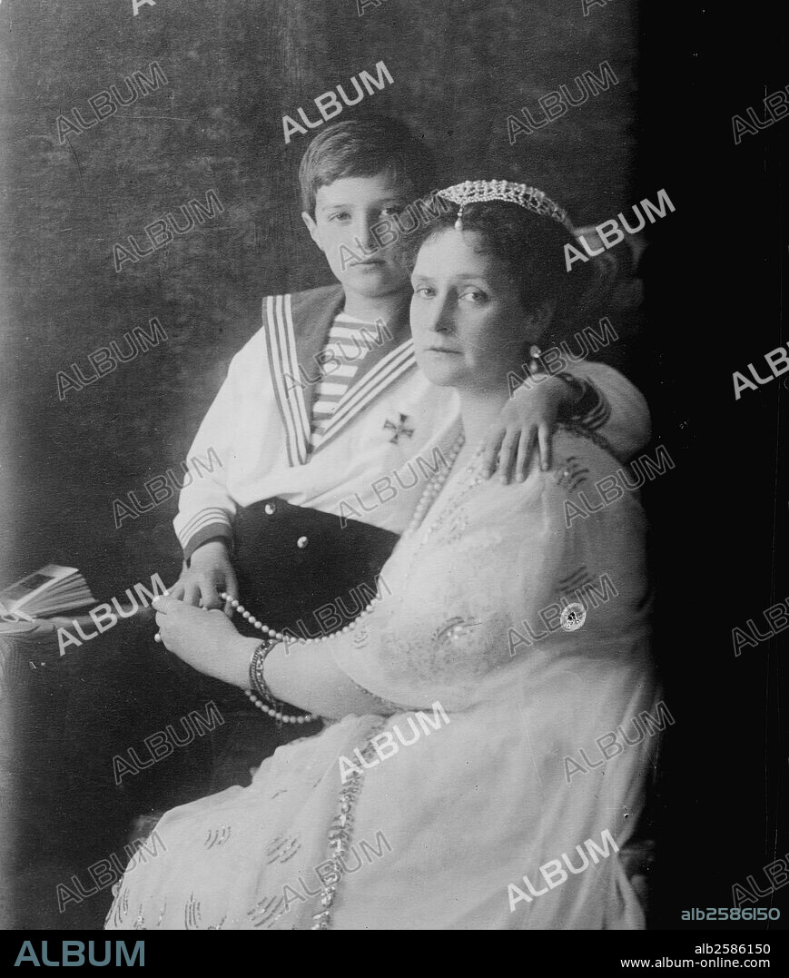 Alexandra Feodorovna Romanova (1872-1918), Empress consort of Russia and spouse of Nicholas II, with her son Alexei Nikolayevich, Tsarevich of Russia (1904-1918).