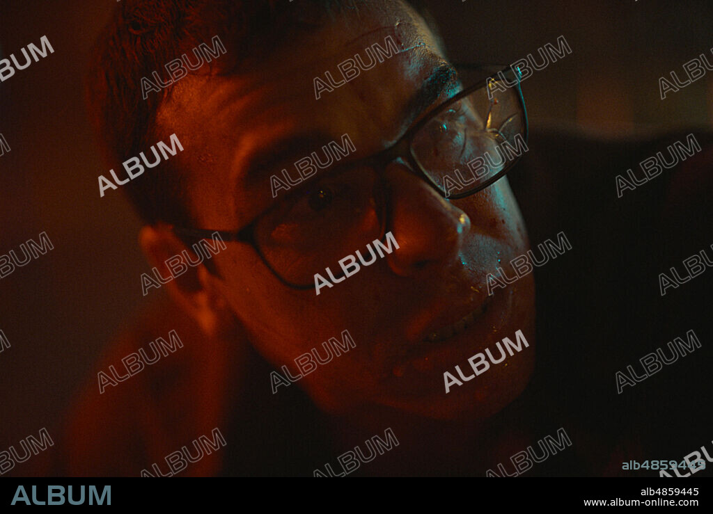 MARIO CASAS in NO MATARAS, 2019, directed by DAVID VICTORI. Copyright CASTELAO PICTURES/FILMAX/RTVE/TV3.