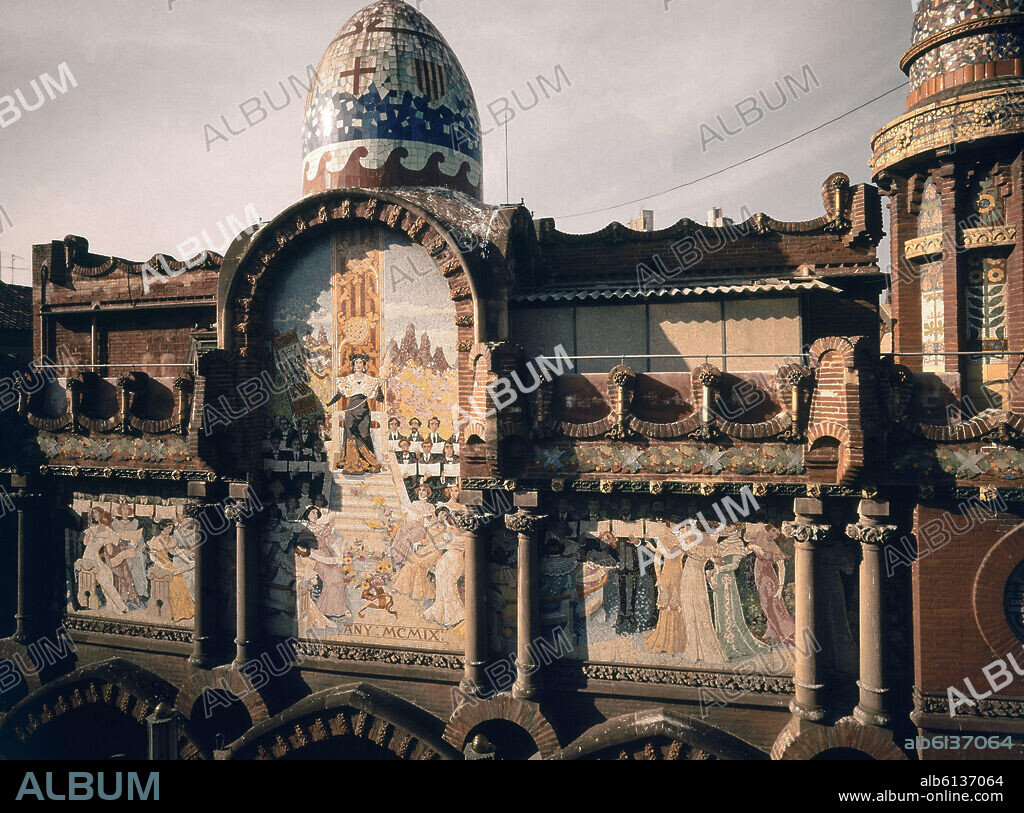 LLUÍS DOMÈNECH I MONTANER. MOSAICOS Y CUPULA DEL PALACIO DE LA MUSICA DE BARCELONA - 1908.