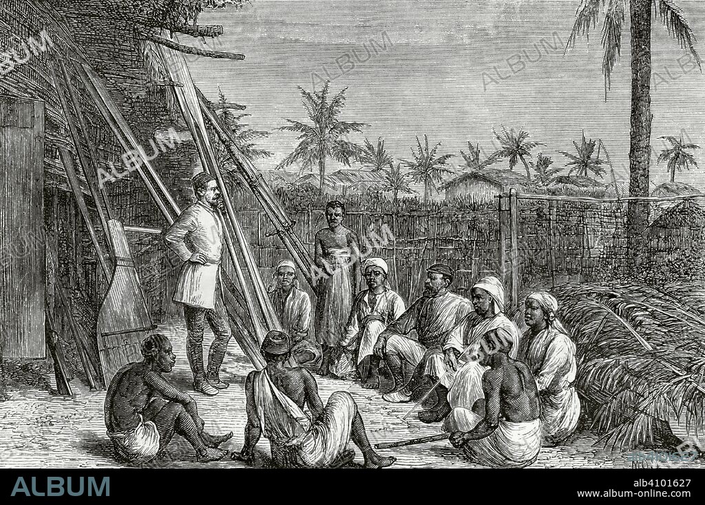 Central Africa. Ujiji (West of Tanzania). Expedition of Stanley. Council held in the courtyard of the tembe. Engraving. Africa inexplorada, el Continente Misterioso by Henry Morton Stanley, c. 1887.