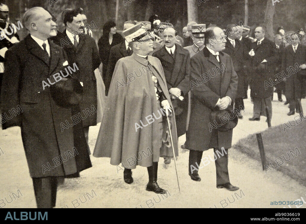 Vittorio Emanuele III, King of Italy. Mussolini attend the inauguration of the monument to Umberto I.