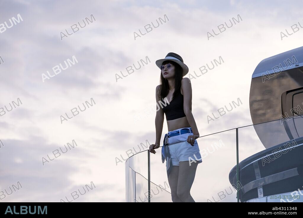 SHIOLI KUTSUNA in MURDER MYSTERY, 2019, directed by KYLE NEWACHECK. Copyright VINSON FILMS/ENDGAME ENTERTAINMENT.