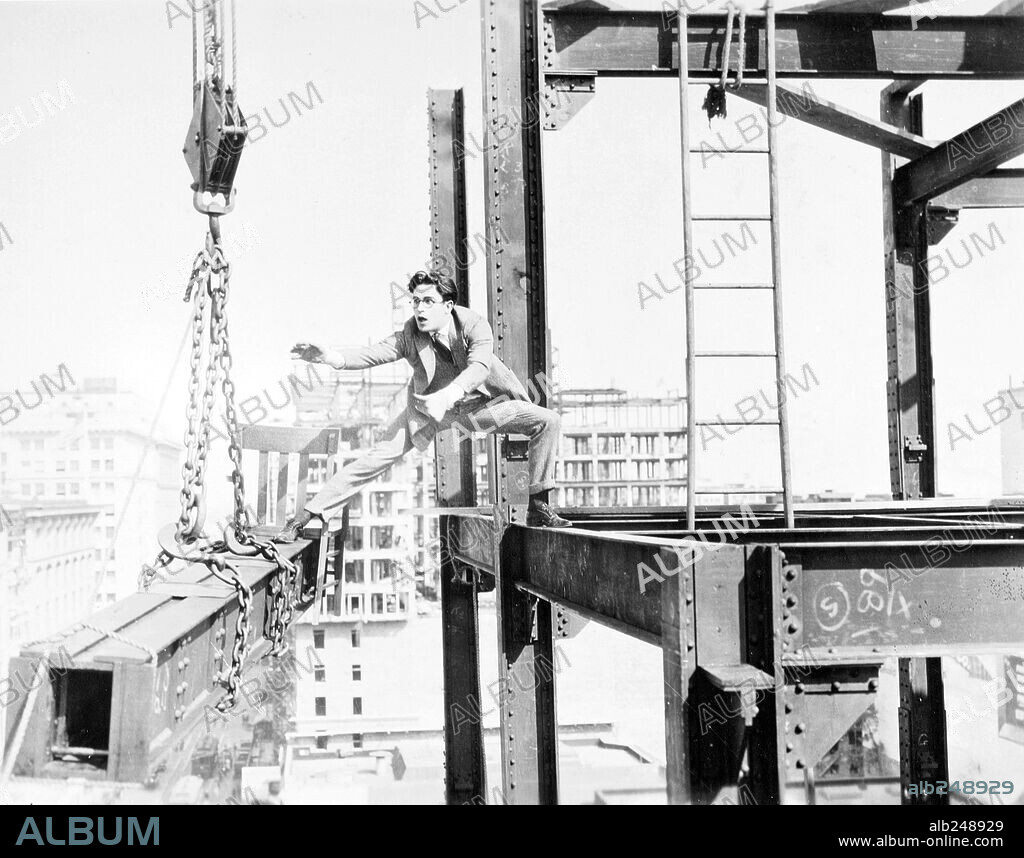 HAROLD LLOYD in NEVER WEAKEN, 1921, directed by FRED NEWMEYER. Copyright ROLIN FILMS.