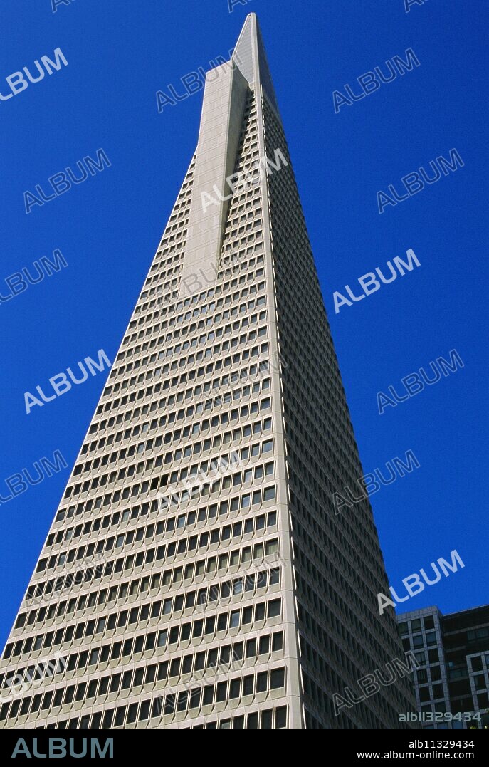 The TransAmerica Pyramid, at 260m the tallest building in San Francisco, California, USA.