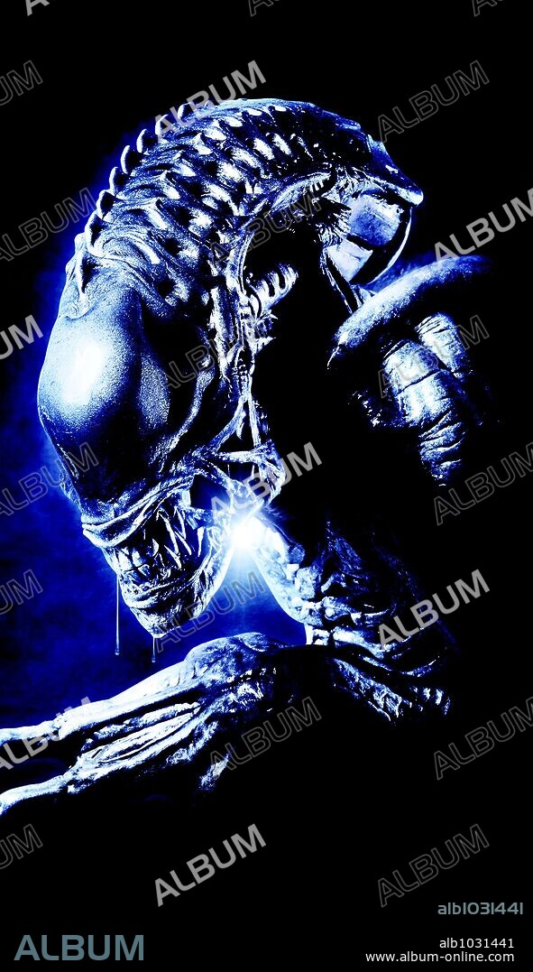 Poster de ALIENS VS. PREDATOR 2, 2007 (AVPR: ALIENS VS PREDATOR-REQUIEM), dirigida por COLIN STRAUSE y GREG STRAUSE. Copyright TWENTIETH CENTURY-FOX FILM CORPORATION/DAVID ENTERTAINMENT.