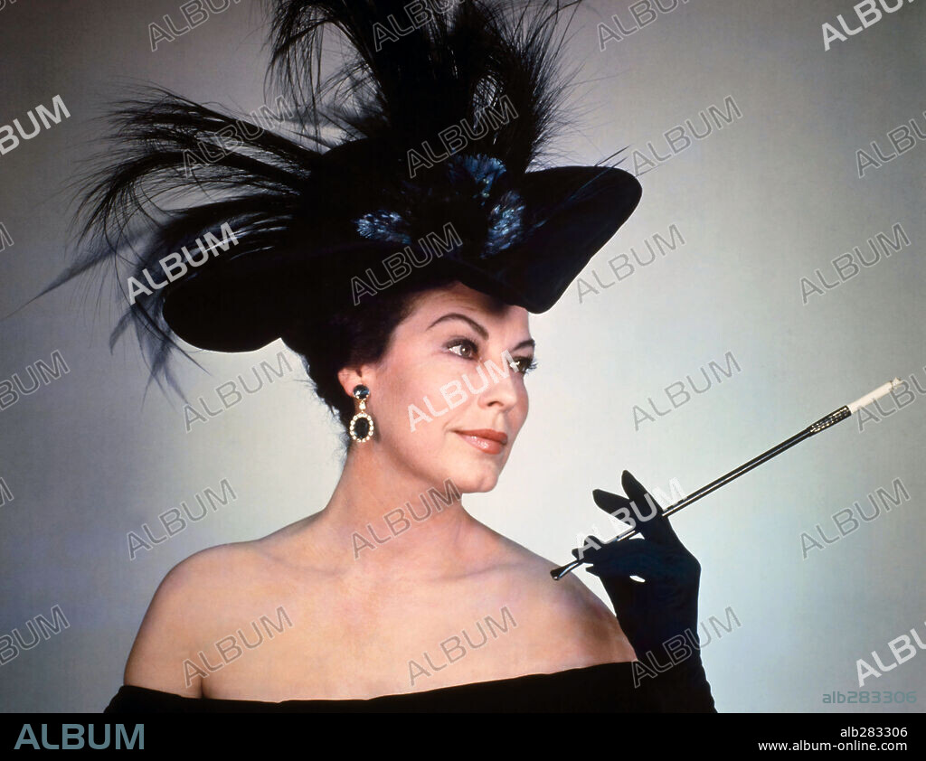 AVA GARDNER in 55 DAYS AT PEKING, 1963, directed by NICHOLAS RAY. Copyright SAMUEL BRONSTON PRODS/ALLIED ARTISTS.