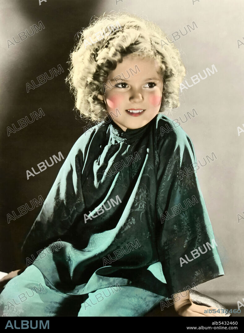 SHIRLEY TEMPLE in STOWAWAY, 1936, directed by WILLIAM A. SEITER. Copyright 20TH CENTURY FOX.