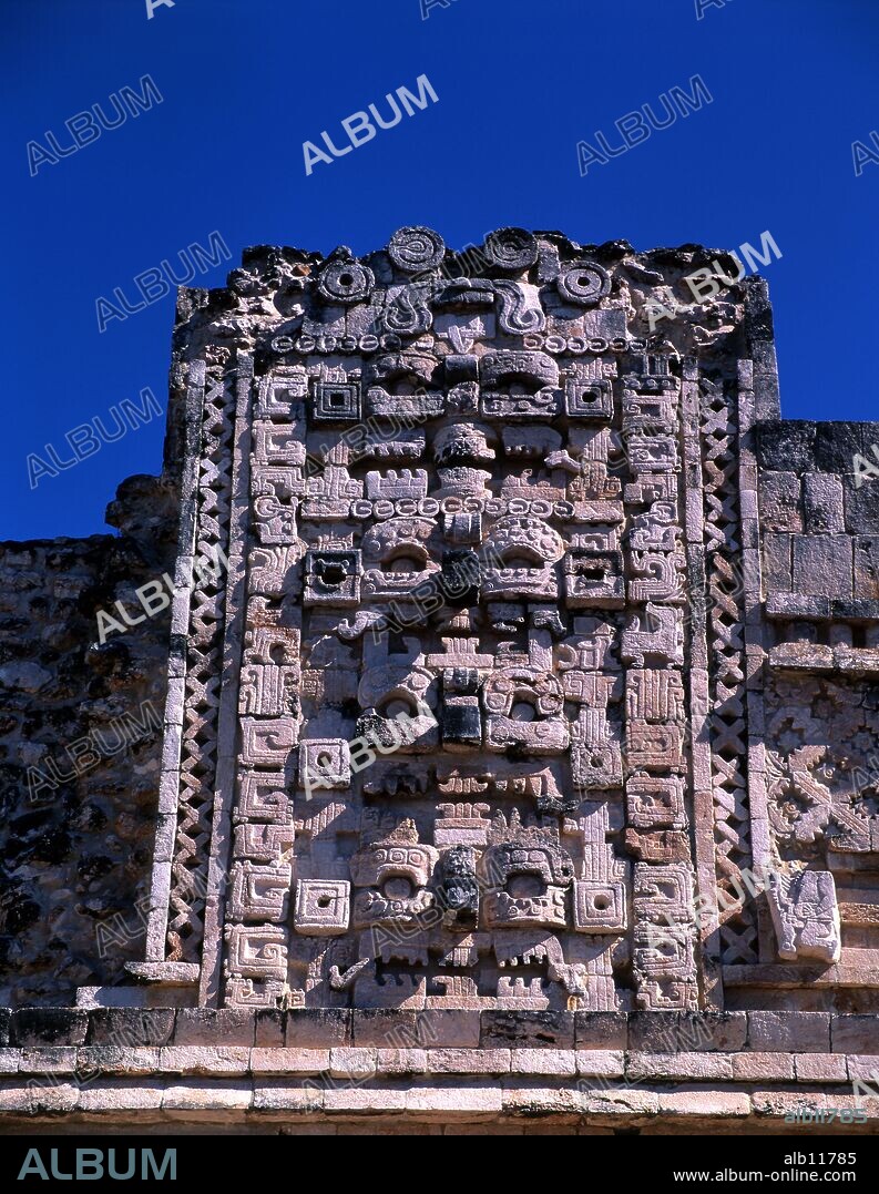 Mexico.Yucatan.Z.A. de Uxmal.Cultura Maya.Cuadrangulo de las Monjas.Mascarones del Dios Chac.
