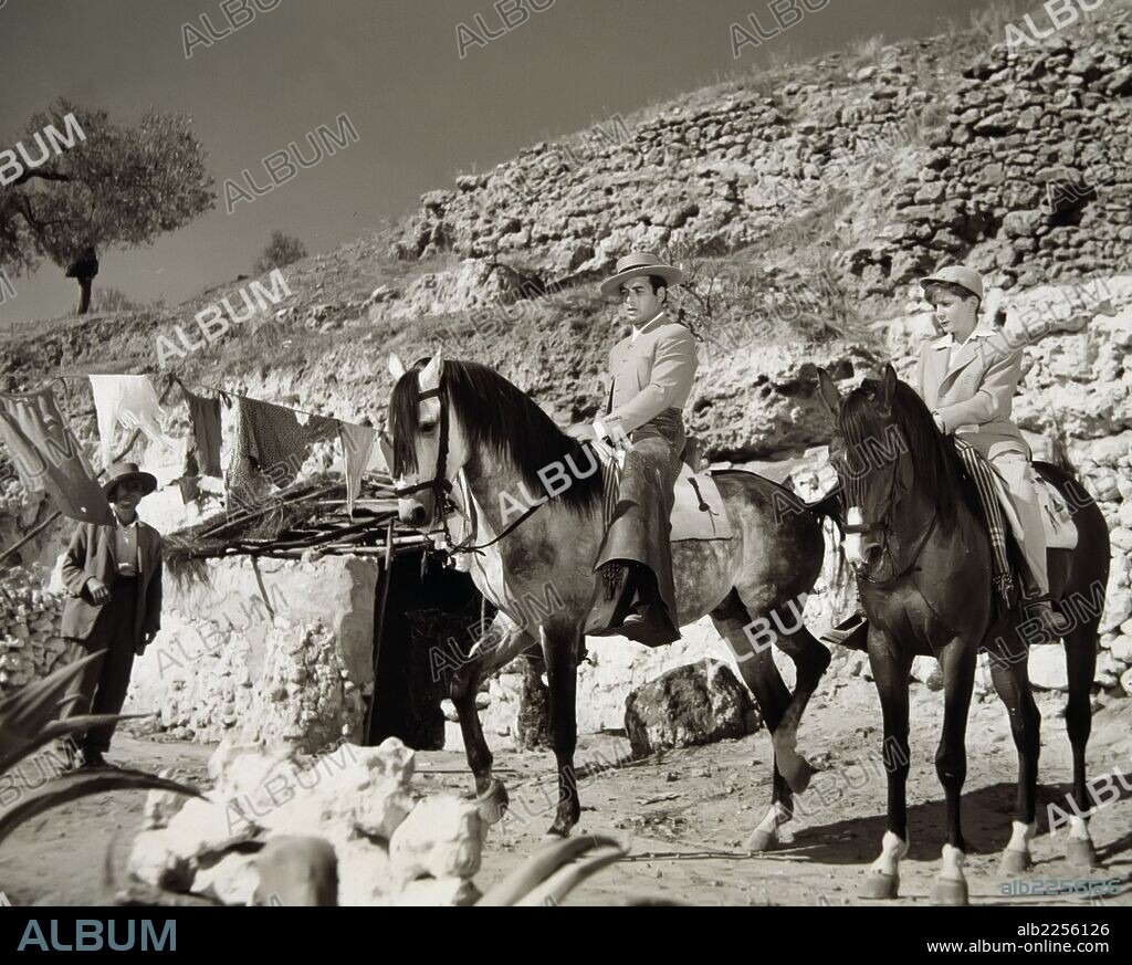 PELICULA : UN CABALLERO ANDALUZ , 1954. DIRECTOR : LUIS LUCIA. ACTORES : JORGE MISTRAL , JAIME BLANCH.