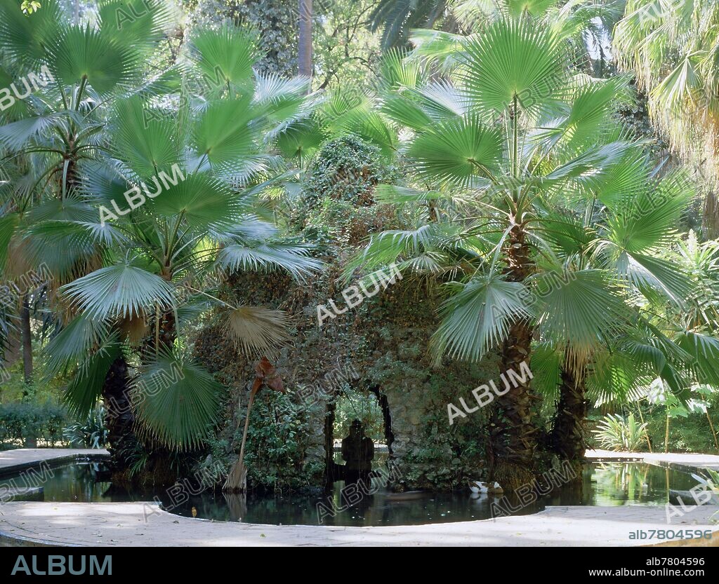 JARDIN DEL LABERINTO - ESTANQUE Y MONTE PARNASO.