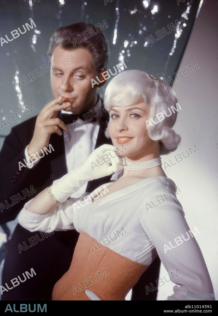 A THOUSAND STARS SHINE / BRD 1959 / Harald Philipp A revue film with HARALD JUHNKE (as Axel Grenner jr.) and GERMAINE DAMAR (as Patricia). C42348.