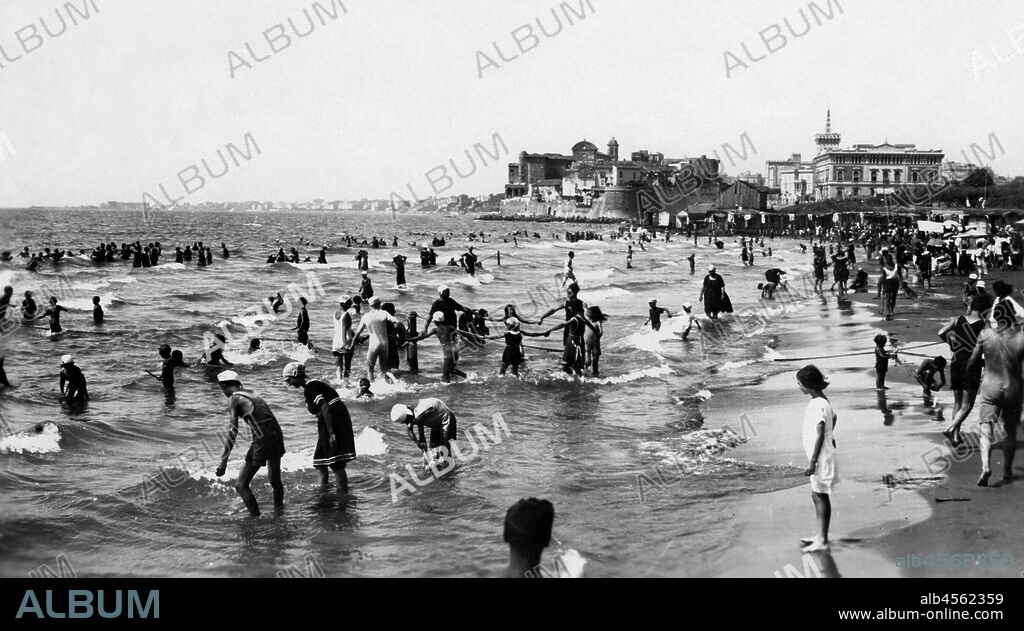 Beach. nettuno. lazio. Italy 1910-20.