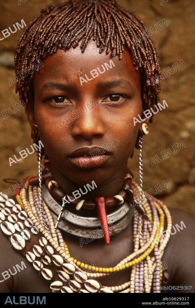 Woman from the Hamar tribe, the oldest tribe in Southern Ethiopia, in Turmi.