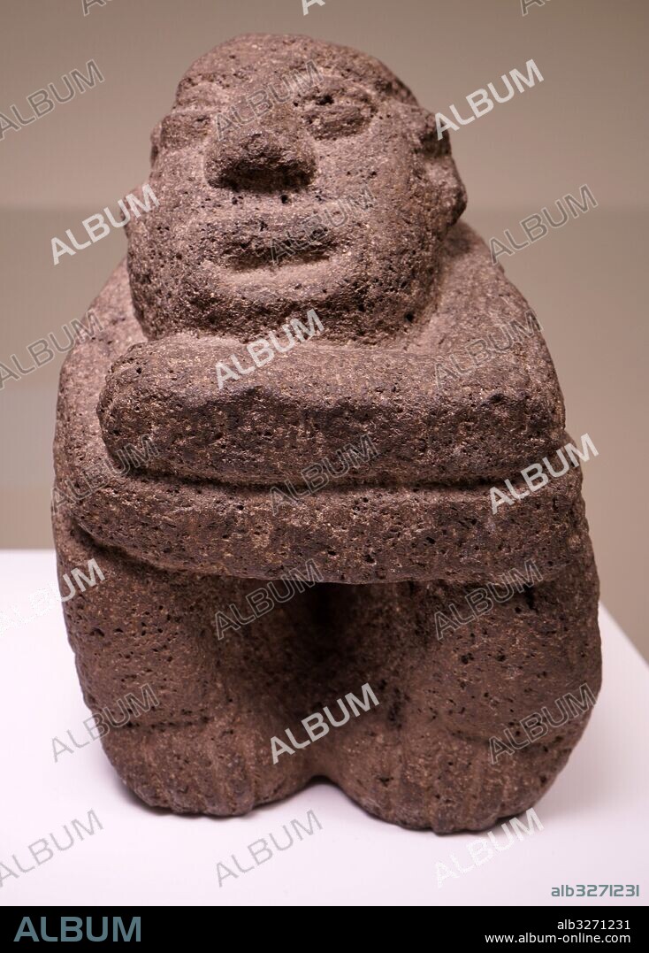 Sukia, Shaman inhaling psychotropic substances, from Costa Rica. Dated 11th Century.