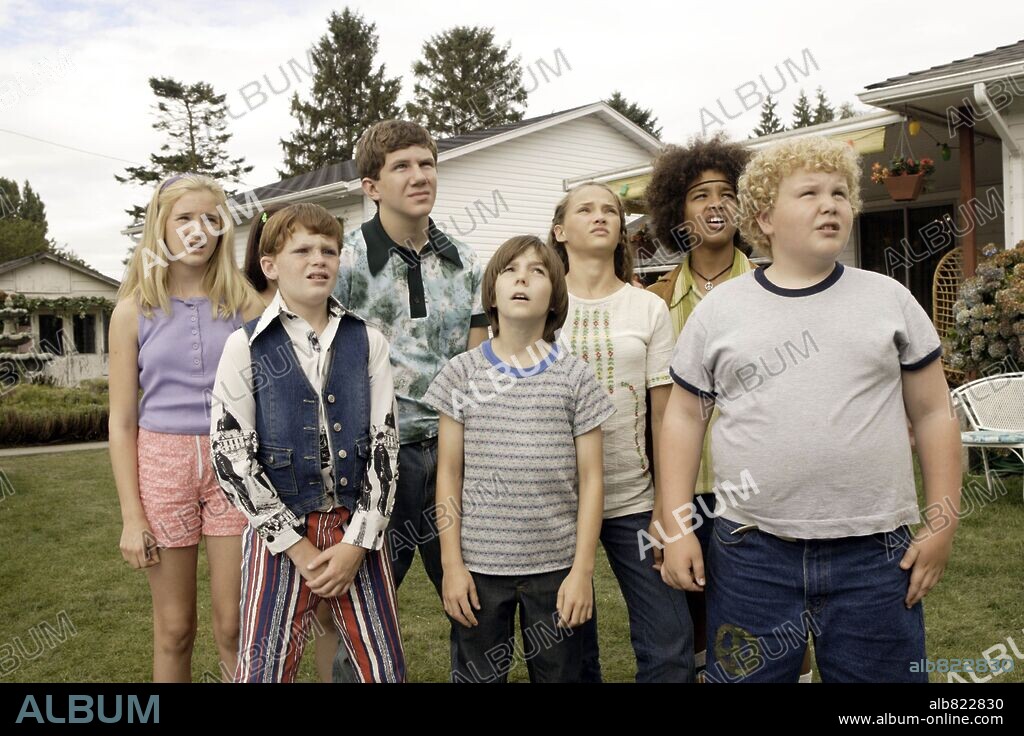 BRETT KELLY, COLE EVAN WEISS, SAMANTA BURTON and SEAN BERDY in THE SANDLOT 2, 2005, directed by DAVID M. EVANS. Copyright 20TH CENTURY FOX.