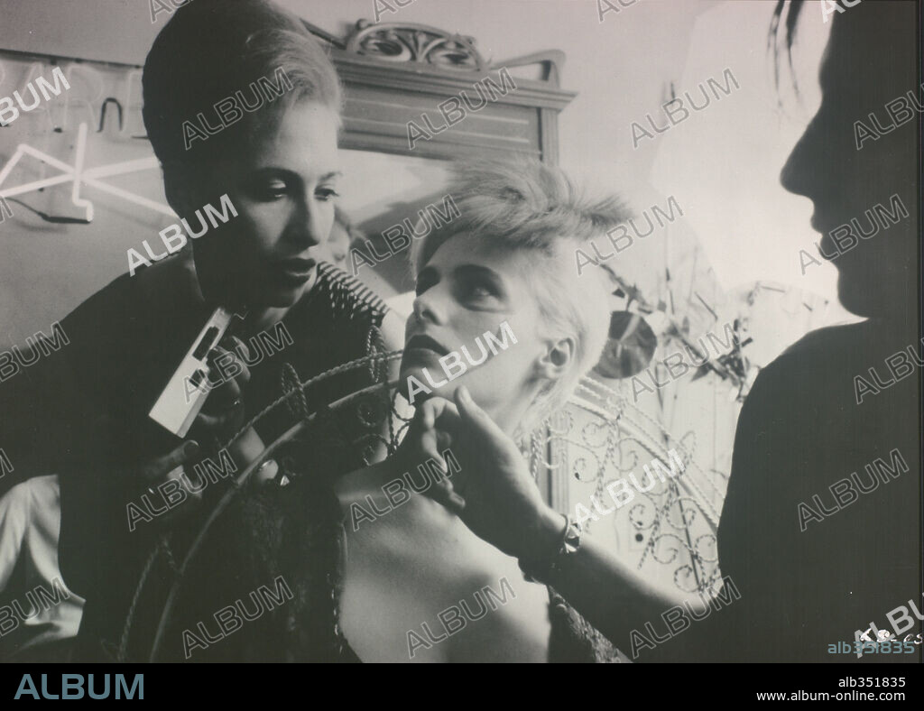 ANNE CARLISLE en LIQUID SKY, 1982, dirigida por SLAVA TSUKERMAN. Copyright Z FILMS.