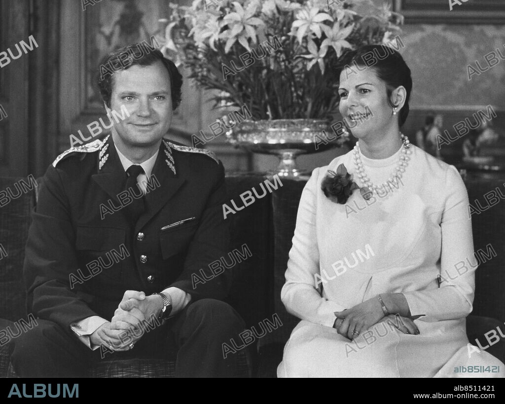 STOCKHOLM 19820430 . kung Carl XVI Gustaf och drottning Silvia fotograferade på kungens 36:e födelsedag.. Foto Leif R Jansson / SCANPIX code 50020. ***ARKIVBILD***.