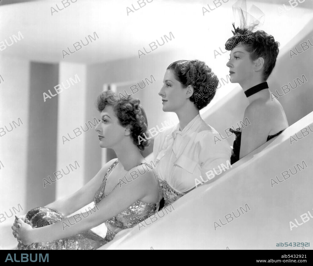JOAN CRAWFORD, NORMA SHEARER and ROSALIND RUSSELL in THE WOMEN, 1939, directed by GEORGE CUKOR. Copyright M.G.M.