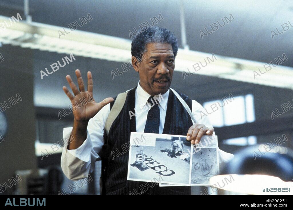 MORGAN FREEMAN en SEVEN, 1995, dirigida por DAVID FINCHER. Copyright NEW LINE CINEMA.