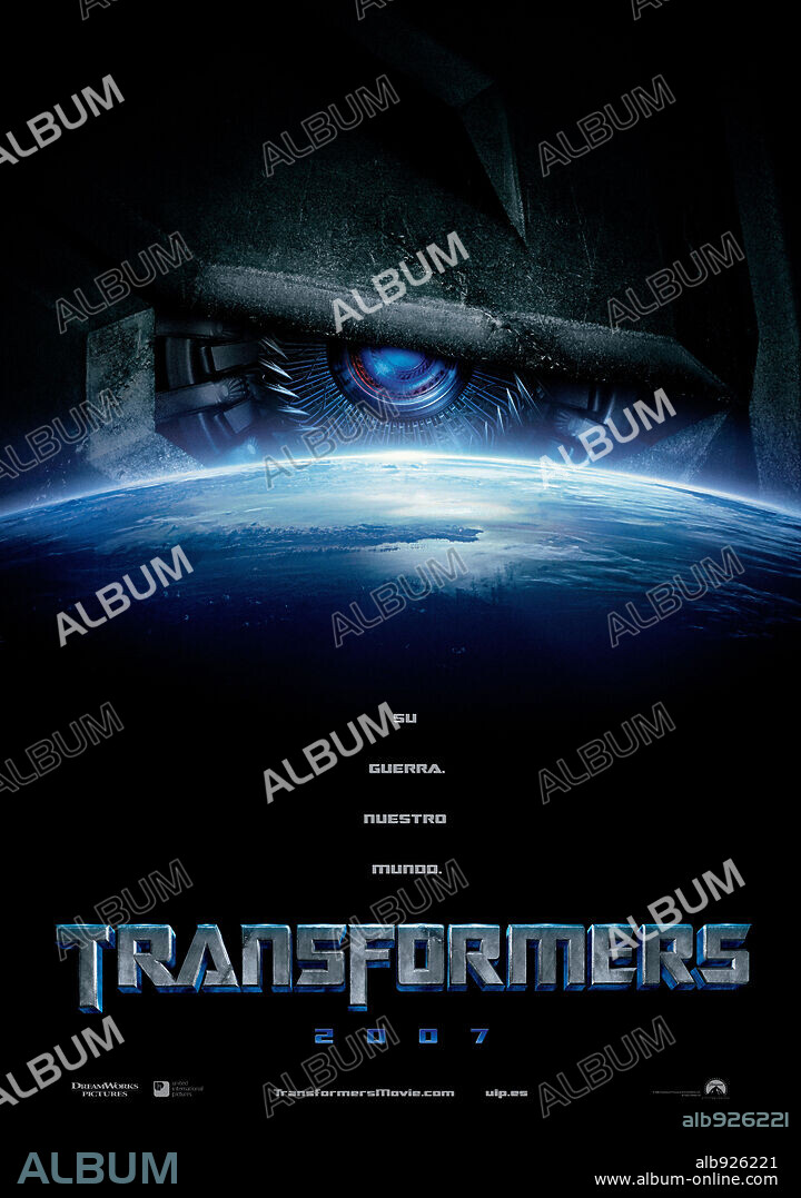 Poster of TRANSFORMERS, 2007, directed by MICHAEL BAY. Copyright PARAMOUNT PICTURES.