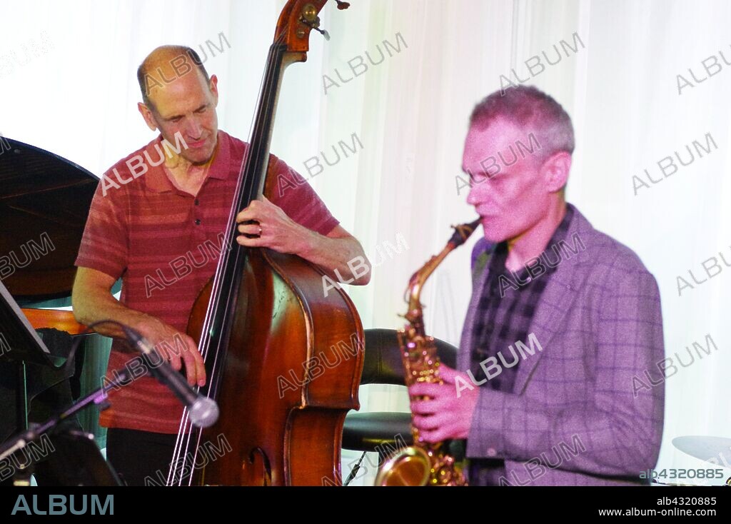 BRIAN O'CONNOR. Tom Hill and Chris Bowden, Watermill Jazz Club, Dorking, Surrey, 25 June 2019.