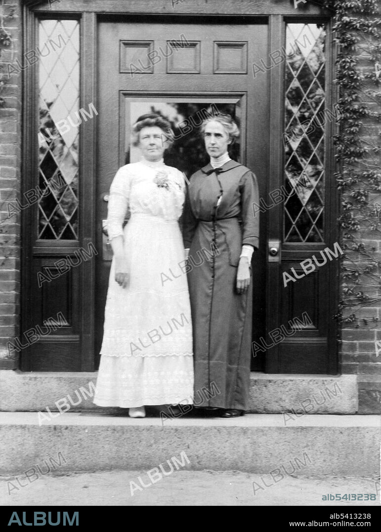 Annie Jump Cannon (December 11, 1863 - April 13, 1941) was an American astronomer. In 1896 Cannon became a member of Pickering's women, the women hired by Harvard Observatory director Edward Charles Pickering to complete the Draper Catalog mapping and defining all the stars in the sky to photographic magnitude of about 9.  Henrietta Swan Leavitt (July 4, 1868 - December 12, 1921) was an American astronomer. A graduate of Radcliffe College, she worked at the Harvard College Observatory as a human computer.  Though she received little recognition in her lifetime, Leavitt's discovery provided astronomers with the first standard candle with which to measure the distance to faraway galaxies. Harvard University, no photographer credited, 1913.