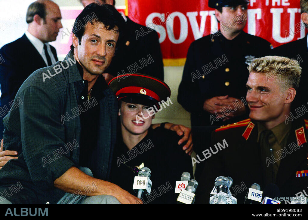 BRIGITTE NIELSEN, DOLPH LUNDGREN and SYLVESTER STALLONE in ROCKY IV, 1985, directed by SYLVESTER STALLONE. Copyright M.G.M/UNITED ARTIST.
