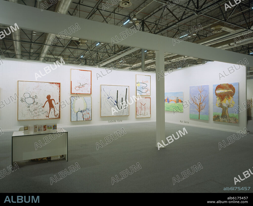 ARCO 2000-STAND DE LA GALERIA PERIFERICA- LISBOA- OBRAS DE RAUL SERRA E ISABELLE FARLA.
