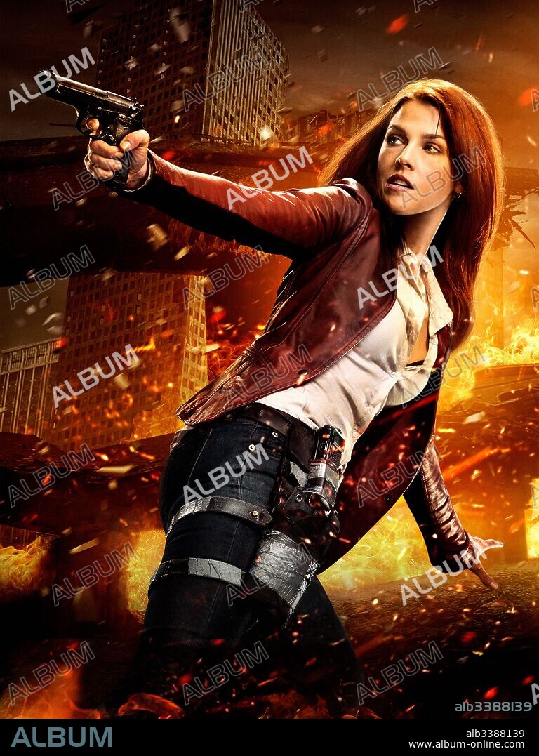 ALI LARTER in RESIDENT EVIL: THE FINAL CHAPTER, 2016, directed by PAUL W. S. ANDERSON. Copyright CAPCOM/CONTANTIN/DAVIS-FILMS/DON CARMODY/IMPACT PICT/SCREEN.
