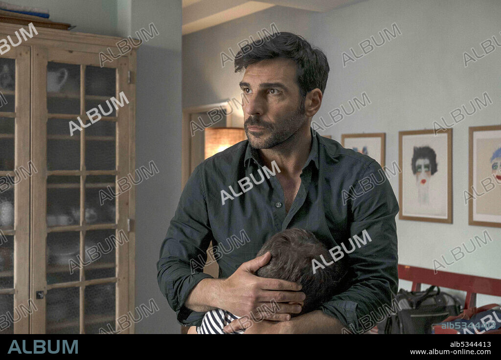 EDOARDO LEO en LA DIOSA FORTUNA, 2019 (LA DEA FORTUNA), dirigida por FERZAN OZPETEK. Copyright R&C PRODUZIONI.