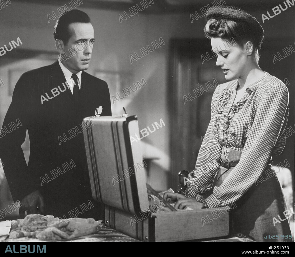 ALEXIS SMITH et HUMPHREY BOGART dans LA MORT N'ÉTAIT PAS AU RENDEZ-VOUS, 1945 (CONFLICT), réalisé par CURTIS BERNHARDT. Copyright WARNER BROTHERS.