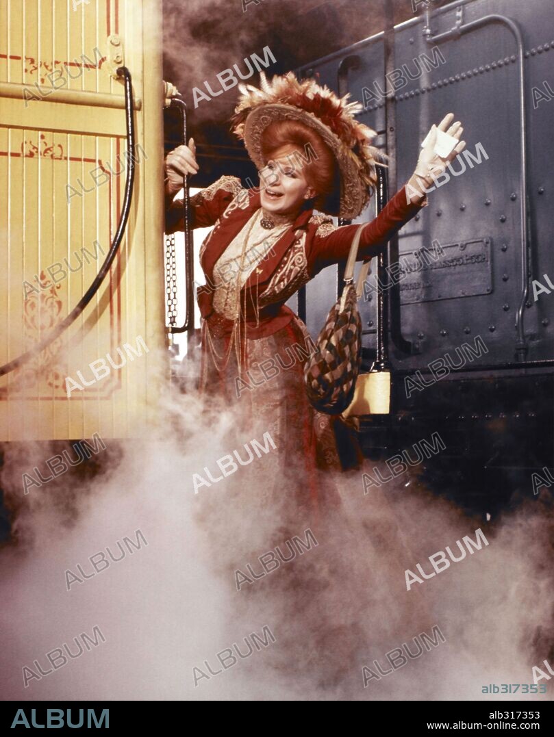 BARBRA STREISAND in HELLO, DOLLY!, 1969, directed by GENE KELLY. Copyright 20TH CENTURY FOX/CHENAULT PRODS.