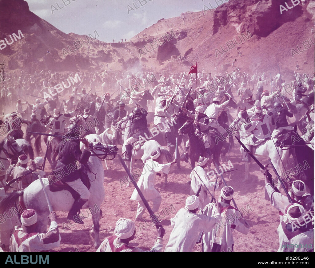 KARTUM, 1966 (KHARTOUM), dirigida por BASIL DEARDEN. Copyright CINERAMA/UNITED ARTISTS.