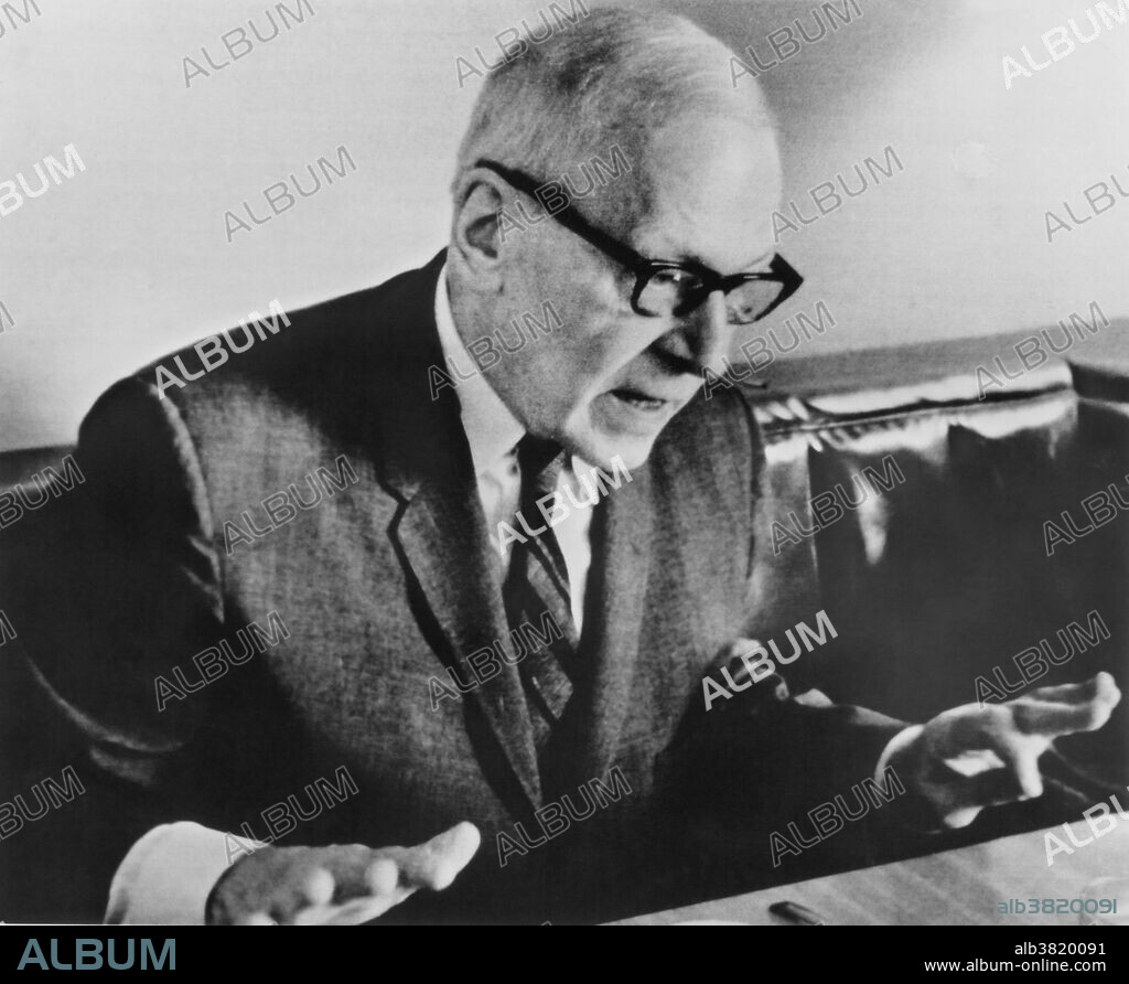 Robert Sanderson Mulliken (June 7, 1896 - October 31, 1986) was an American physicist and chemist, primarily responsible for the early development of molecular orbital theory. In 1927 Mulliken worked with Hund and as a result developed his molecular orbital theory, in which electrons are assigned to states that extend over an entire molecule. In consequence, molecular orbital theory was also referred to as the Hund-Mulliken theory. With its description of the electron wave functions in molecules as delocalized molecular orbitals that possess the same symmetry as the molecule, Hund and Mulliken's molecular-orbital method, including contributions by John Lennard-Jones, proved to be more flexible and applicable to a vast variety of types of molecules and molecular fragments, and has eclipsed the valence-bond method. As a result of this development, he received the Nobel Prize in Chemistry in 1966. He died of congestive heart failure in 1986 at the age of 90.