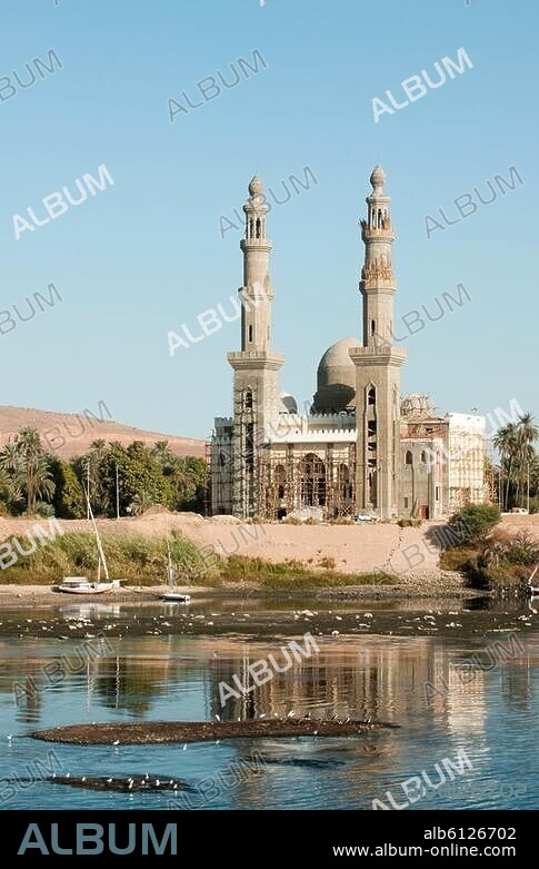 Aegypten, Assuan, Neue Hauptmoschee.