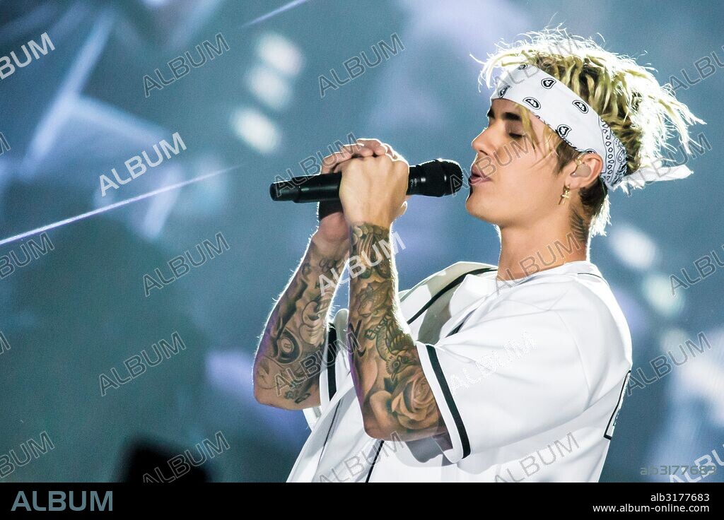 April 25, 2016 - Auburn Hills, Michigan, U.S - JUSTIN BIEBER performing on his Purpose World Tour at the Palace of Auburn Hills in Auburn Hills, MI on April 25th 2016. 25/04/2016