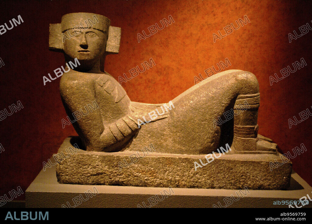 Chac-Mool (red claw)(900-1250d.c), from Chichen Itza. Museo Nacional de Antropologia. State of Mexico D.F. Mexico.