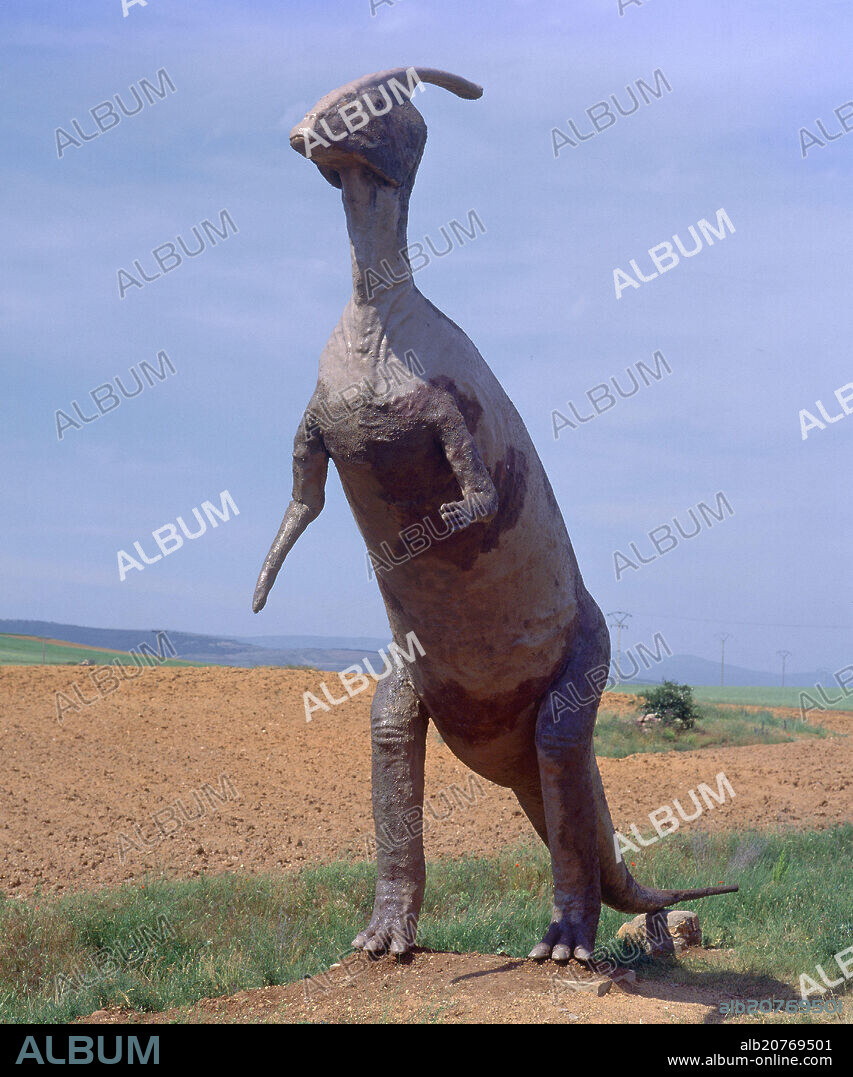 RUTA DE LAS ICNITAS SORIANAS-DINOSAURIO BIPEDO-GRUPO DE LOS CARNOSAURIOS-CRETACICO INFERIOR.