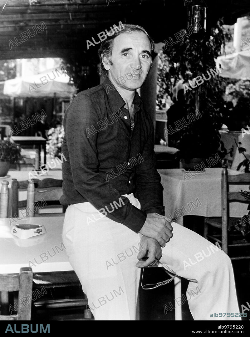 Charles aznavour, 1974.